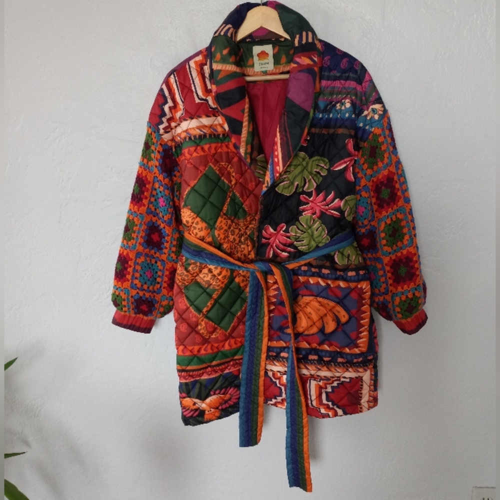 Farm Rio Patchwork Tapestry Crochet Puffer Jacket M - Picture 5 of 16
